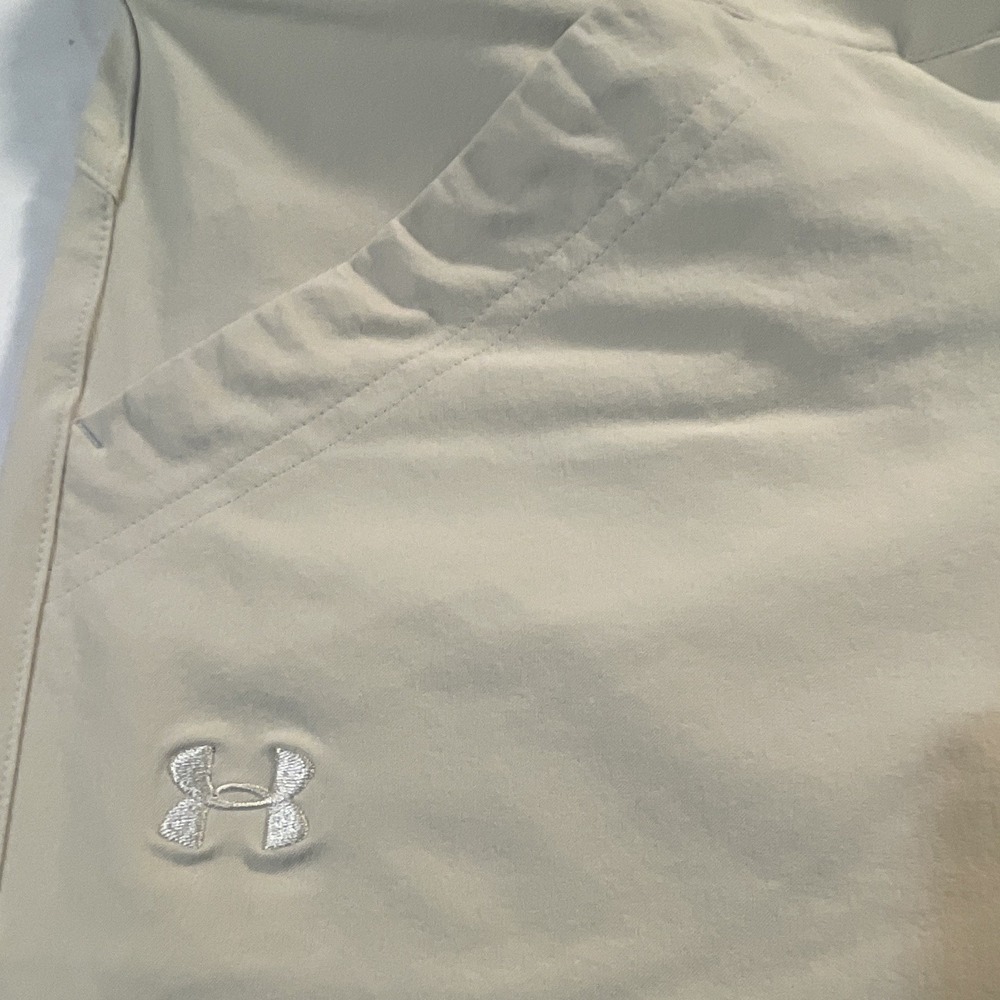 Under Armour HeatGear Women's Golf Shorts Beige Size 4 Solid Stretch Pockets - Picture 5 of 8